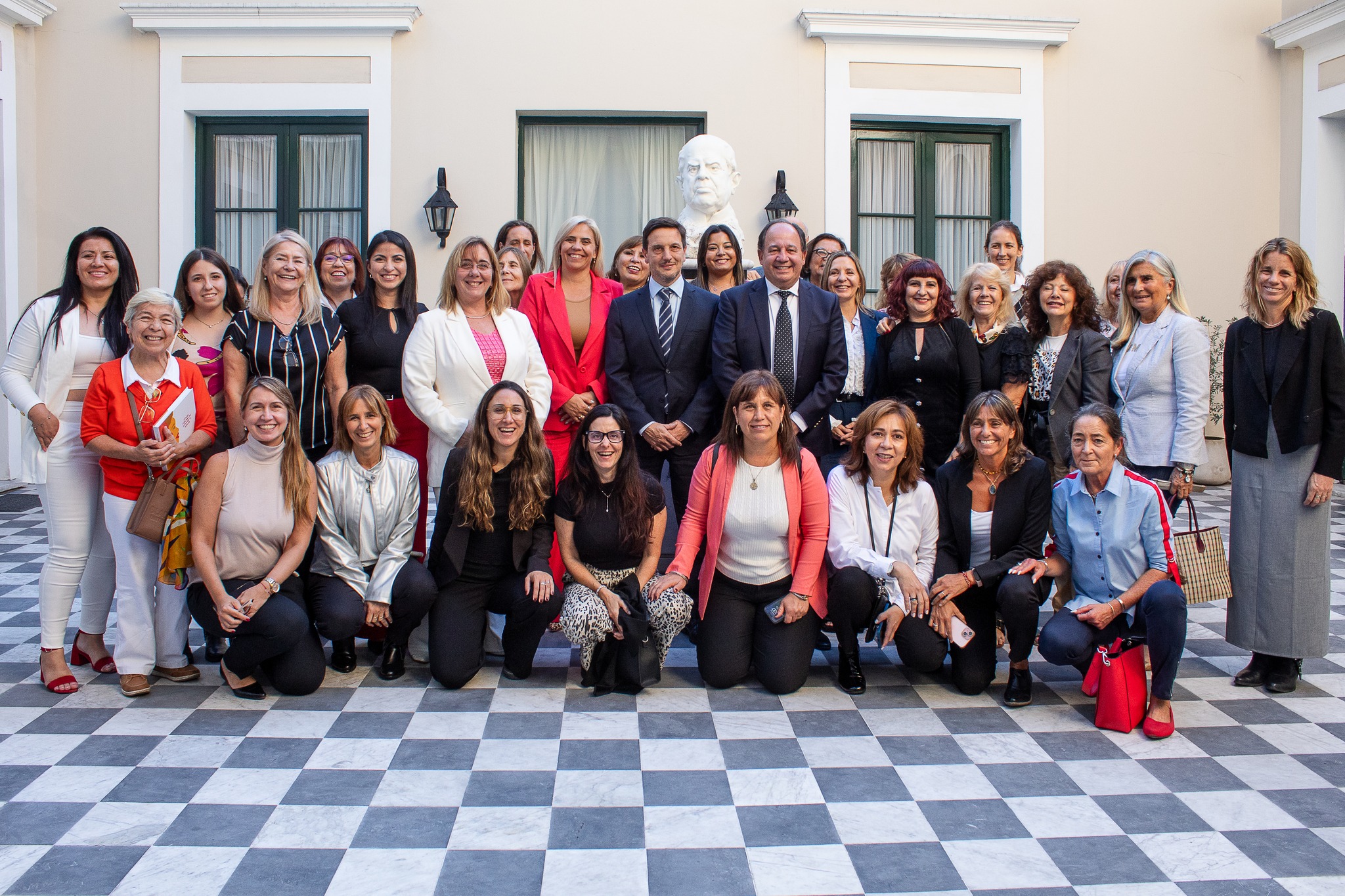 Mujeres en la Minería: Voces que Inspiran 